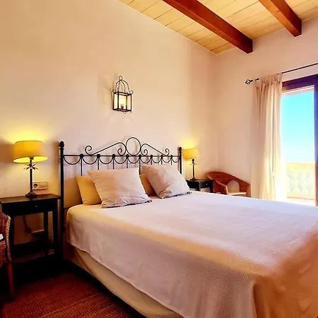 Sa Talaia Villa *